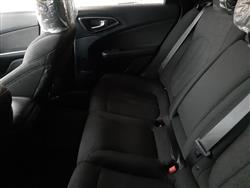 Chrysler 200